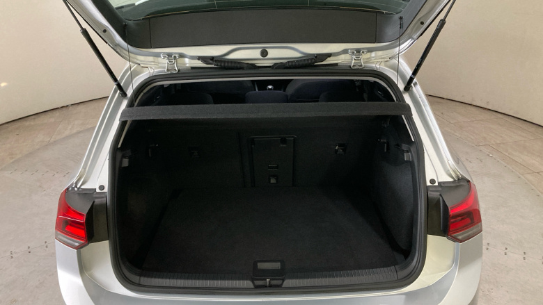 Volkswagen Golf 1.0 TSI Life 5dr Petrol Hatchback